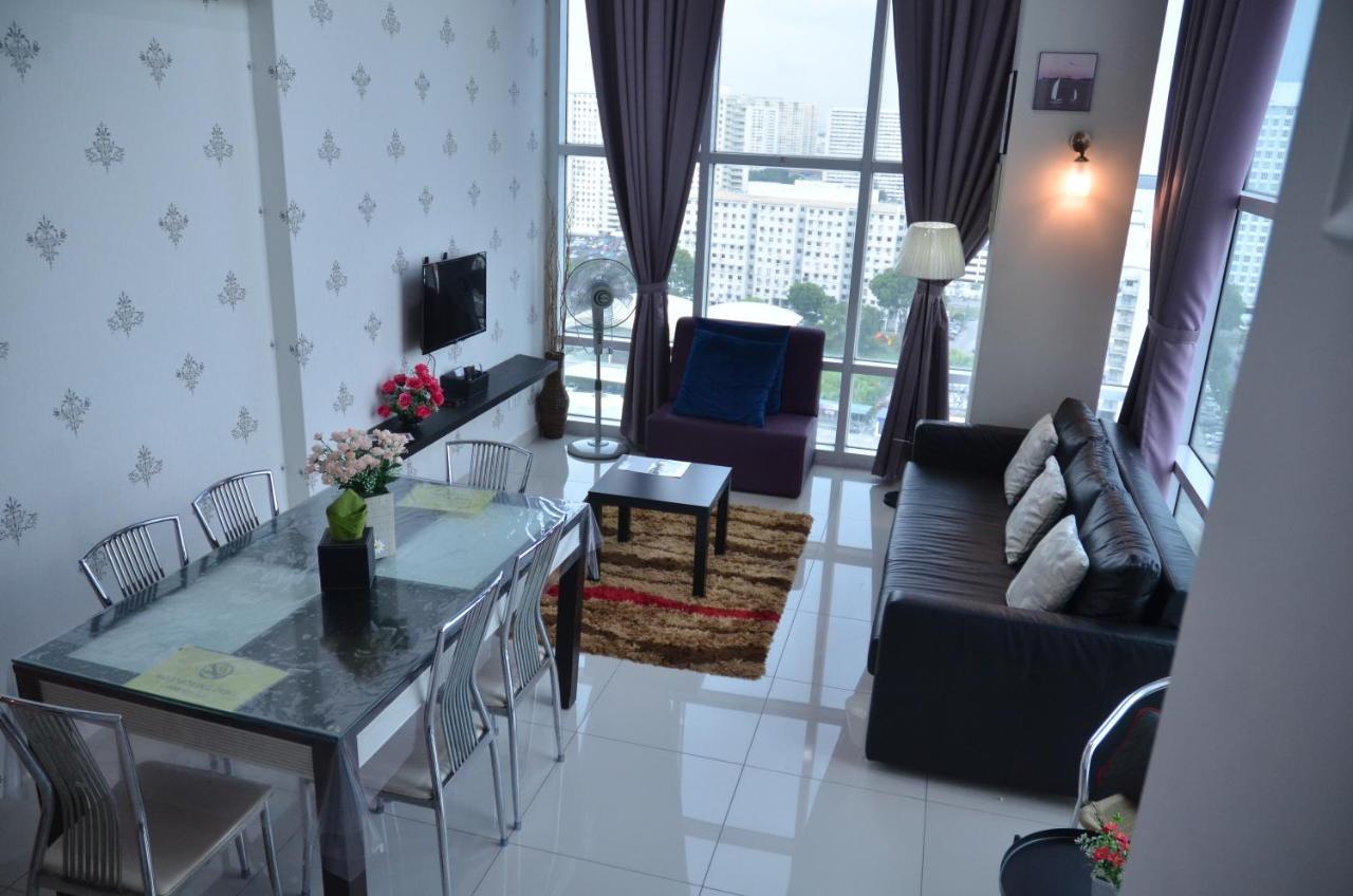 Maritime Suite Duplex Penang- Pemandangan Laut George Town Exteriör bild